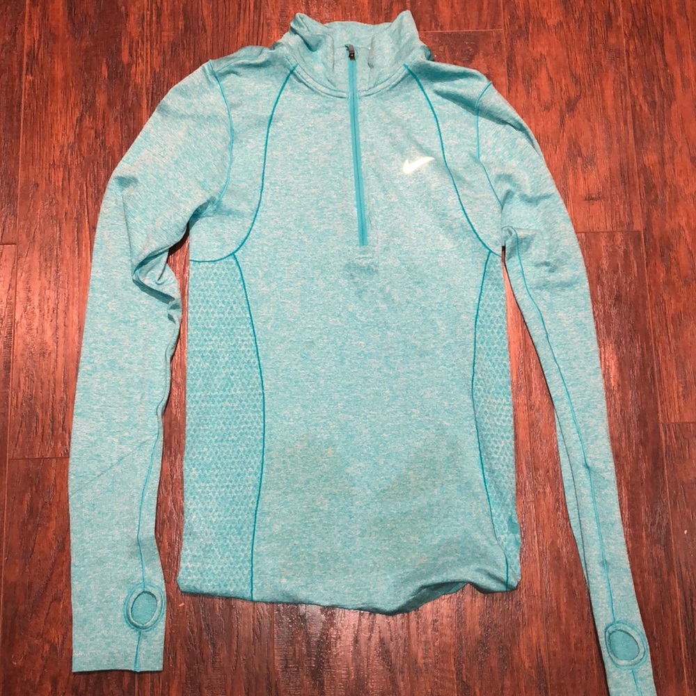 Nike pull over